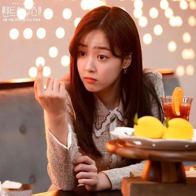 《顶楼2》影评:首集禁止未成年人观看!尺度真猛,刷到上头