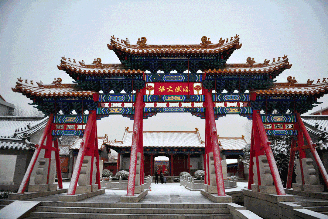 话不多说,雨小荷先带着大家看看,在济南有哪些赏古风雪景的宝藏地儿!