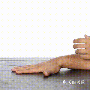 锻炼和伸展运动可以帮助减轻症状并增加灵活性,那么平时如何按摩手指