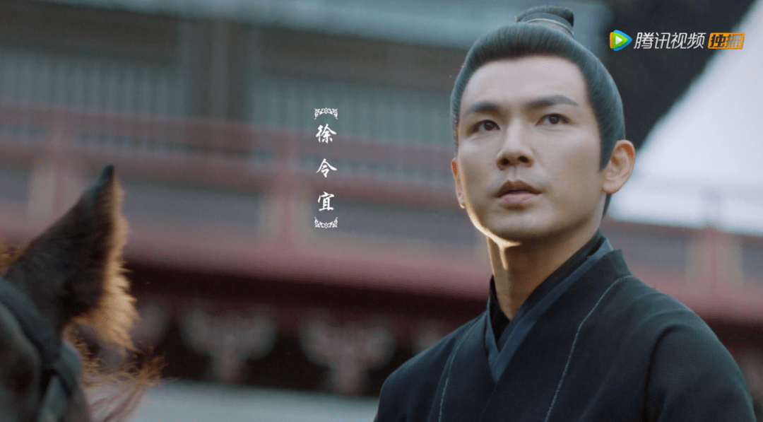 徐令宜(钟汉良饰),他是永平侯大将军,杀伐决断,智勇双全.