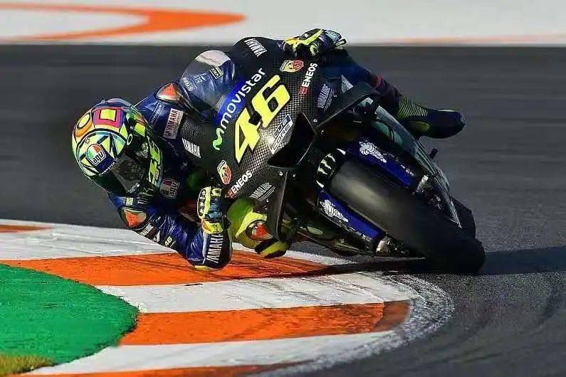 "猴王"继续征战motogp2021年赛季,雅马哈厂车及赛车服