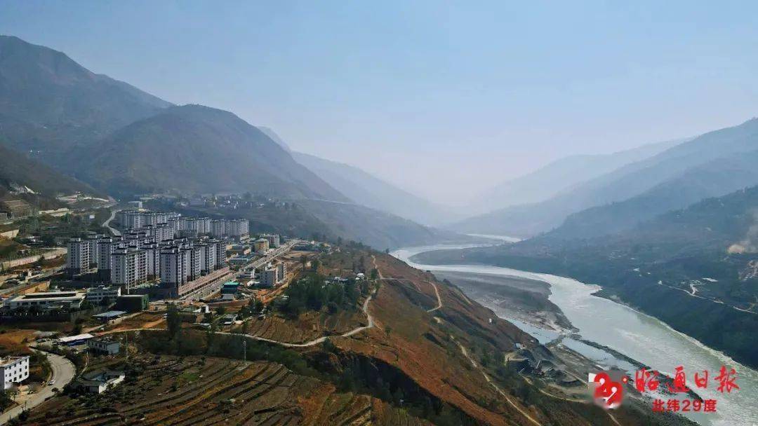 巧家县金塘迁建集镇,蒙姑镇十里坪,大寨镇王家湾以及白鹤滩镇黎明,七