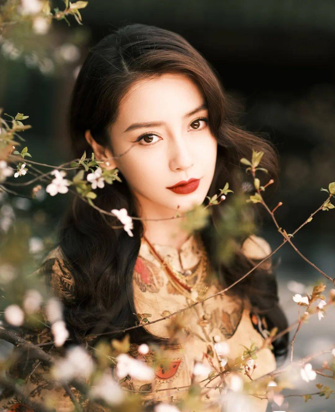 这3款春夏发型才够美够撩人!