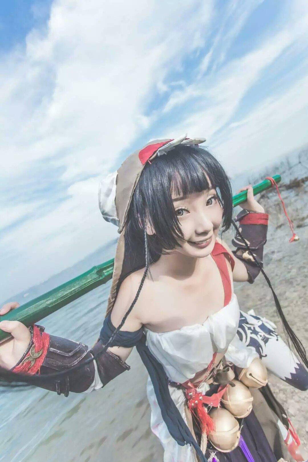 剑网三定国丐萝cosplay