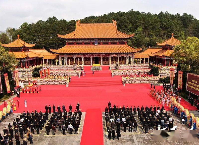 辛丑年渌口区社会各界祭祀炎帝陵典礼隆重举行