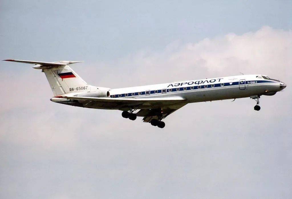 从图104到图204,被外界认为不可靠的苏联客机,却是实用主义典范