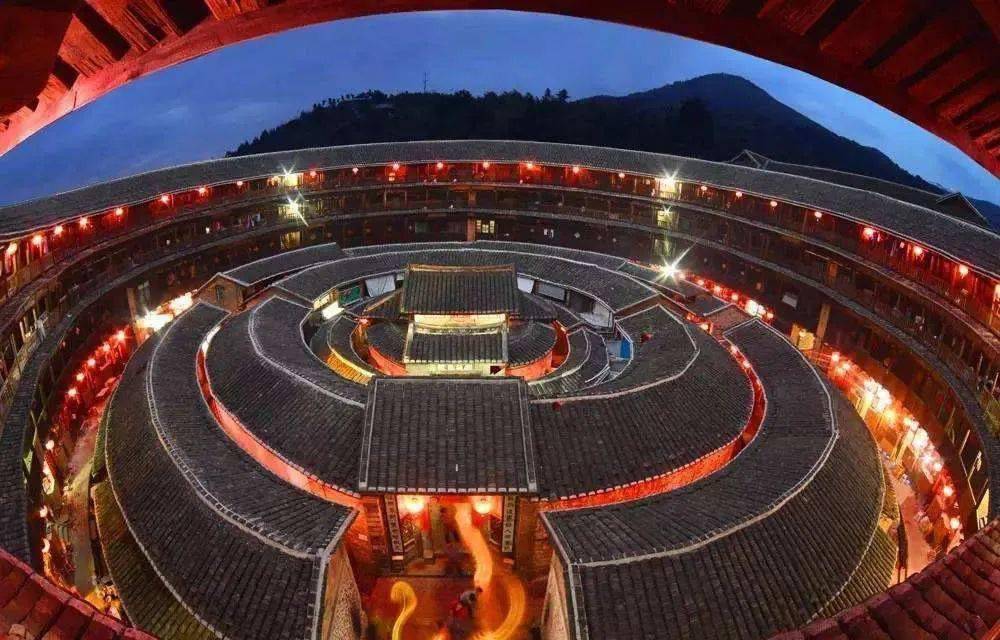 打卡地 · 中国古堡——福建神奇的土楼