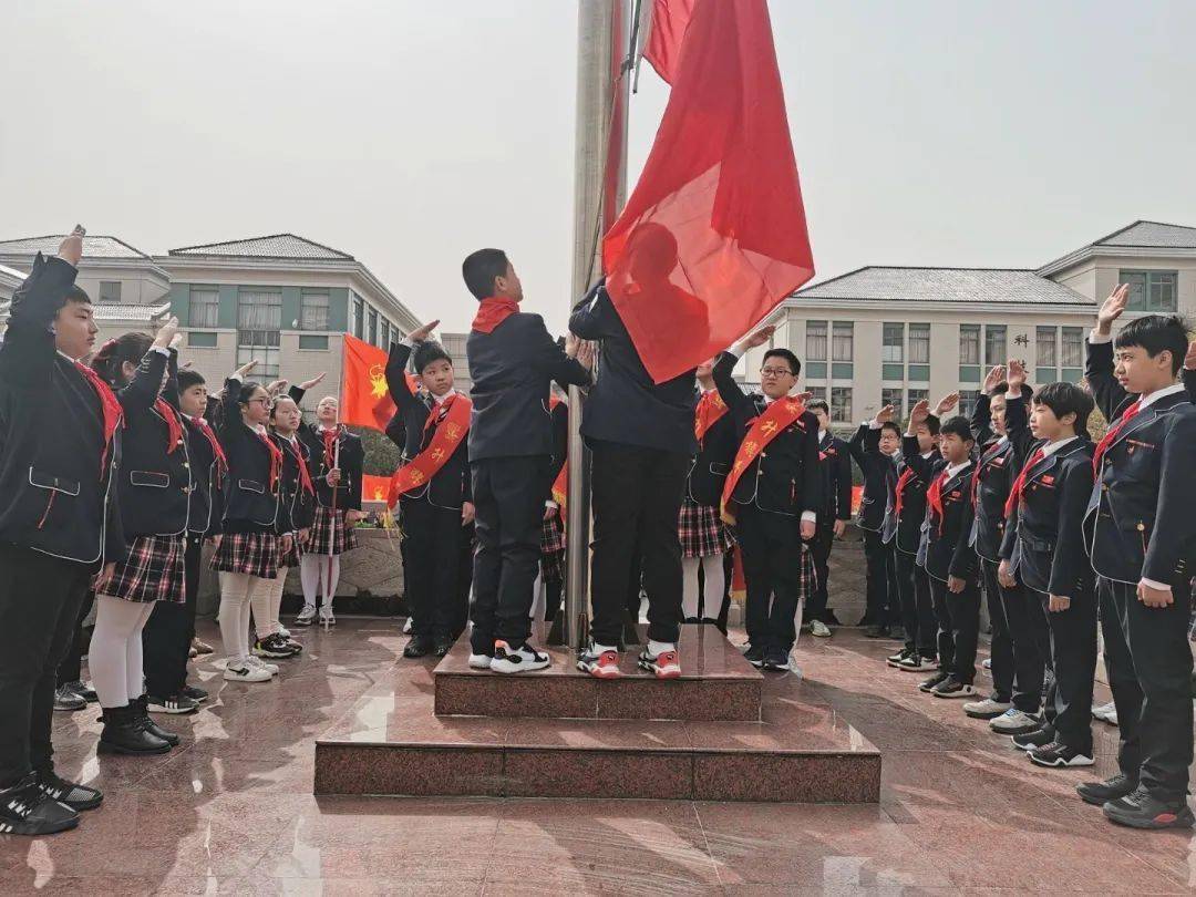 【盐城红领巾】童心向党 少年自强——盐城市第一小学