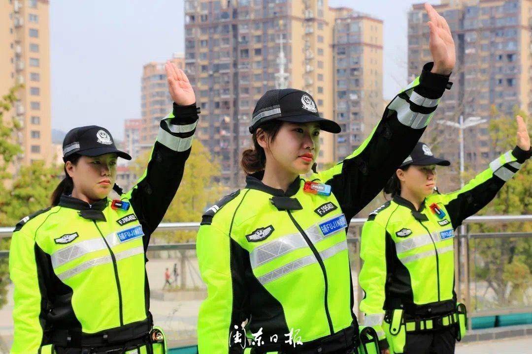 3月31日《闽东日报》:警花出列!宁德市又一支女骑警闪亮登场