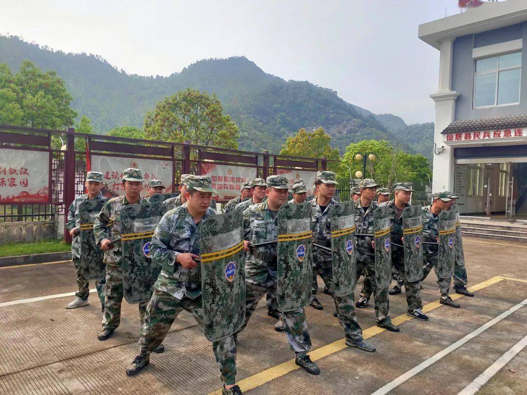 平时应急当先锋战时应战保家国福应街道武装部开展民兵应急处突训练