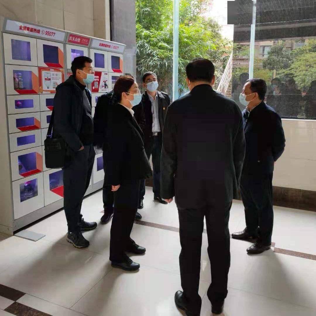 江汉区纪委书记做客长江日报直播间,访谈结束后直扑现场督办整改
