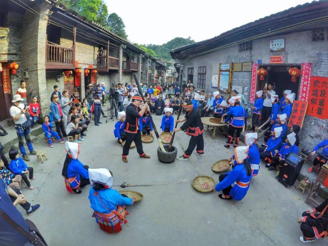 "三月三"六段瑶寨旅游活动吸引游客前往.(资料图)