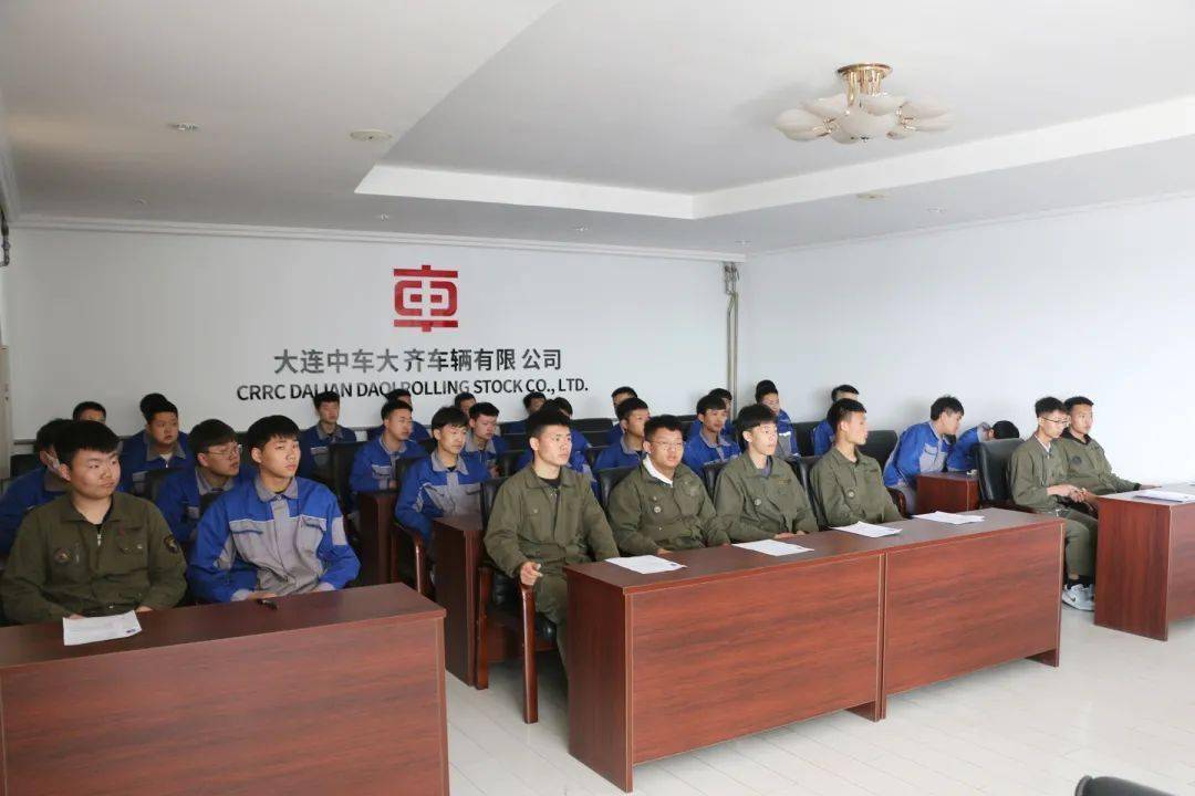 校企合作,同心共赢—中港教育优秀毕业生回访
