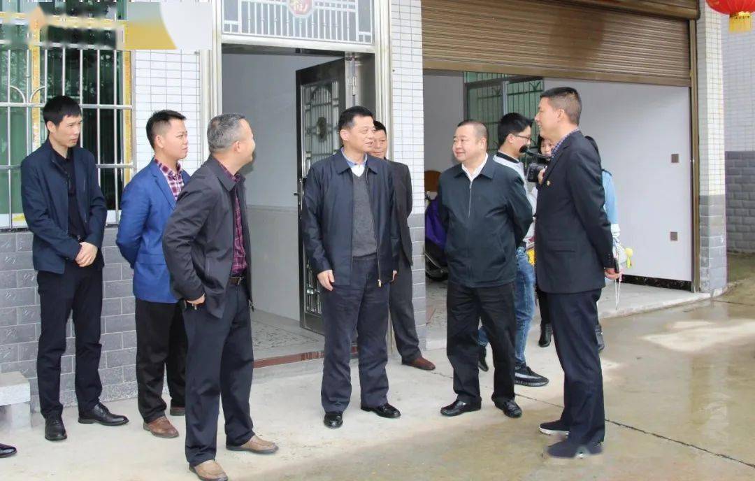 要闻| 市人大常委会党组书记,副主任张爱国一行到我县