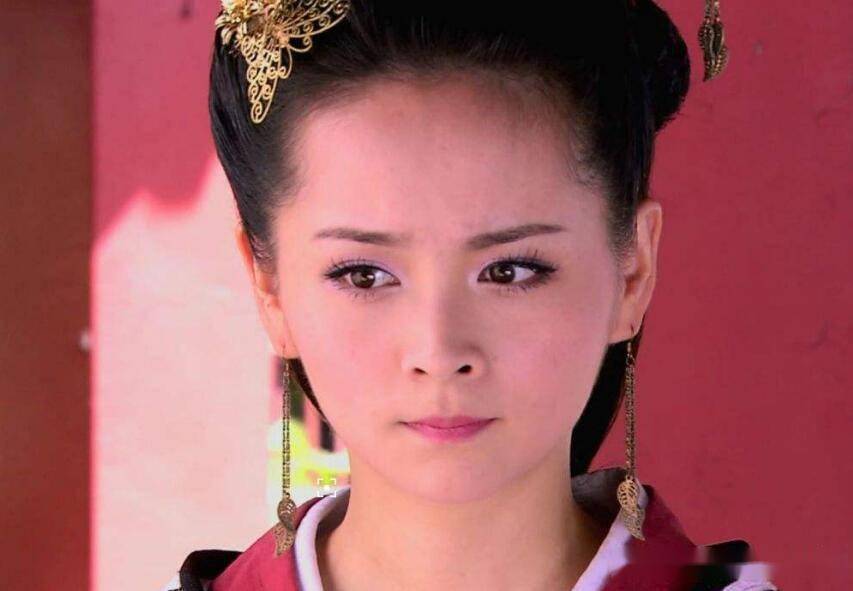 心计》中演巧慧,《红楼梦》中的妙玉,《唐宫美人天下》的彩蝶郡主也是