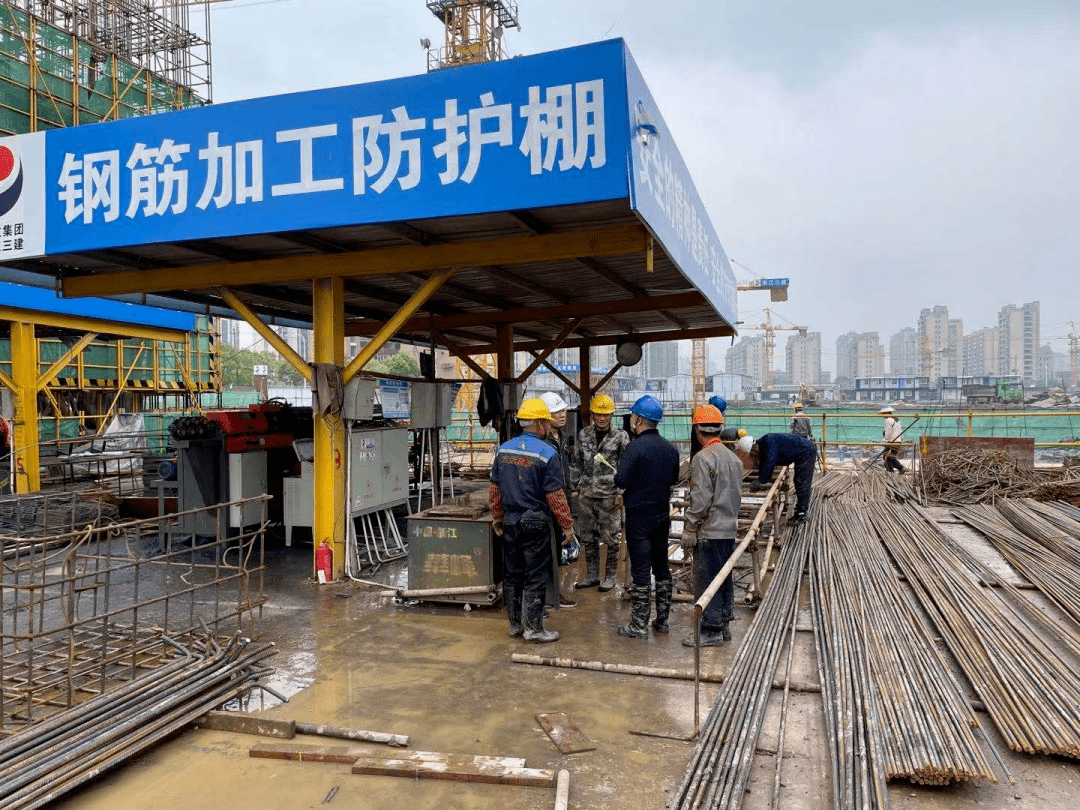 龙湾住建开展建筑施工领域"瘦身钢筋" 专项检查