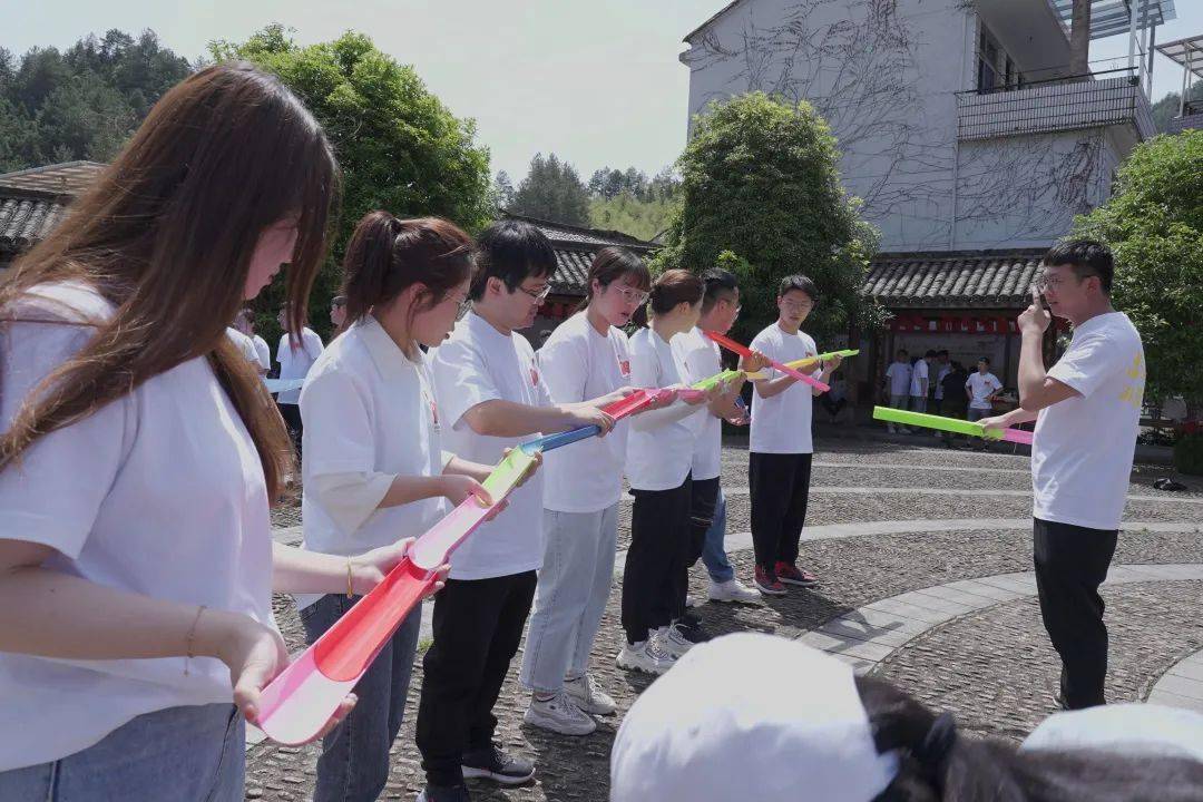 中共龙泉市委宣传部,共青团龙泉市委联合主办的2021年"剑瓷青年说"