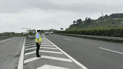 2% 车流量最大的高速公路 筑大高速 黔西至贵阳段 筑大高速公路 黔西