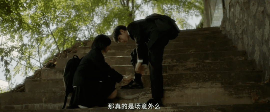 《秘密访客》有硬伤,但豆瓣评分5.8又跑偏了