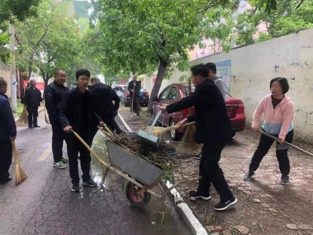 五一劳动节 劳动来过节!——北镇街道全面开展路域和人居环境综合整治