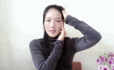 还有眉间提拉法,可以有效的让你消除抬头纹,川字纹↓↓↓那效果到底