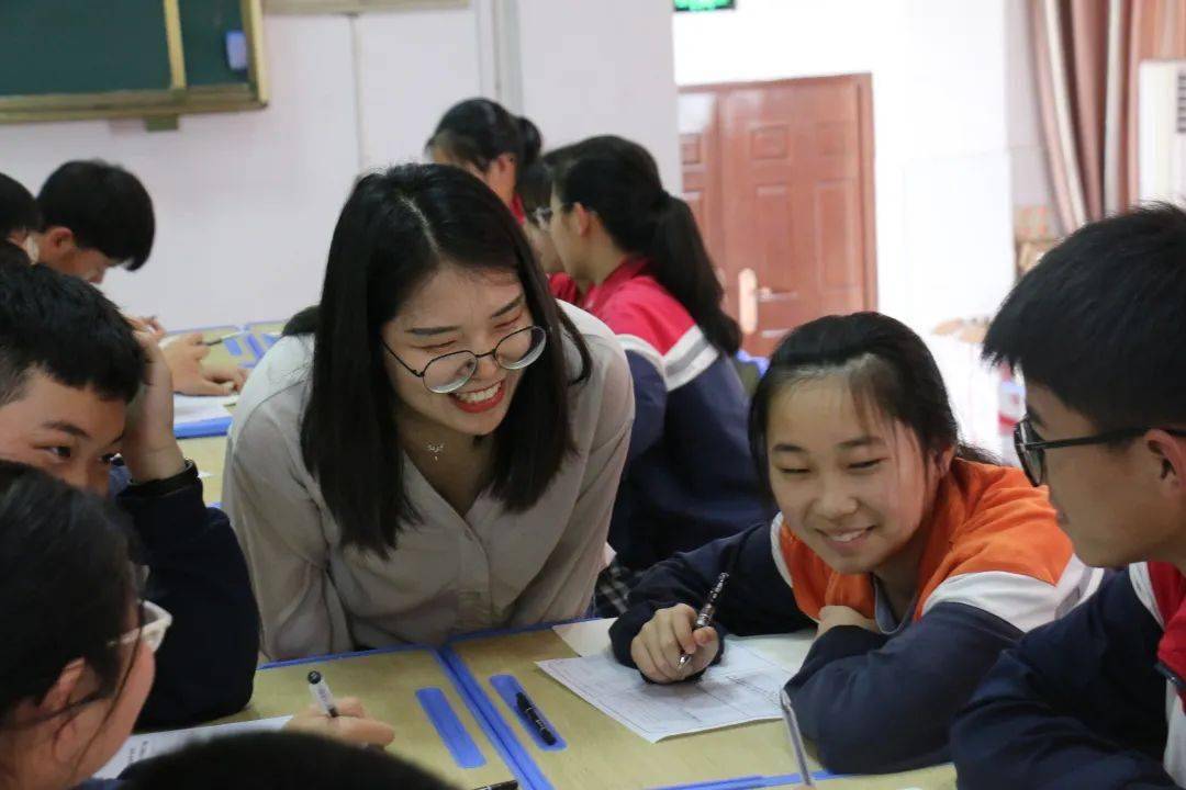 (衢江区实验中学/汪倩倩)