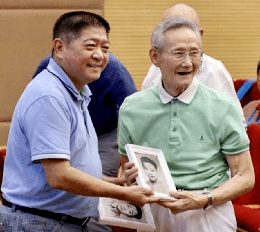 王汝刚忆童双春:单骑走泥阵