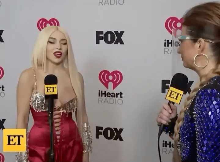 ava max 回应没听过elton john 的任何一首歌事件