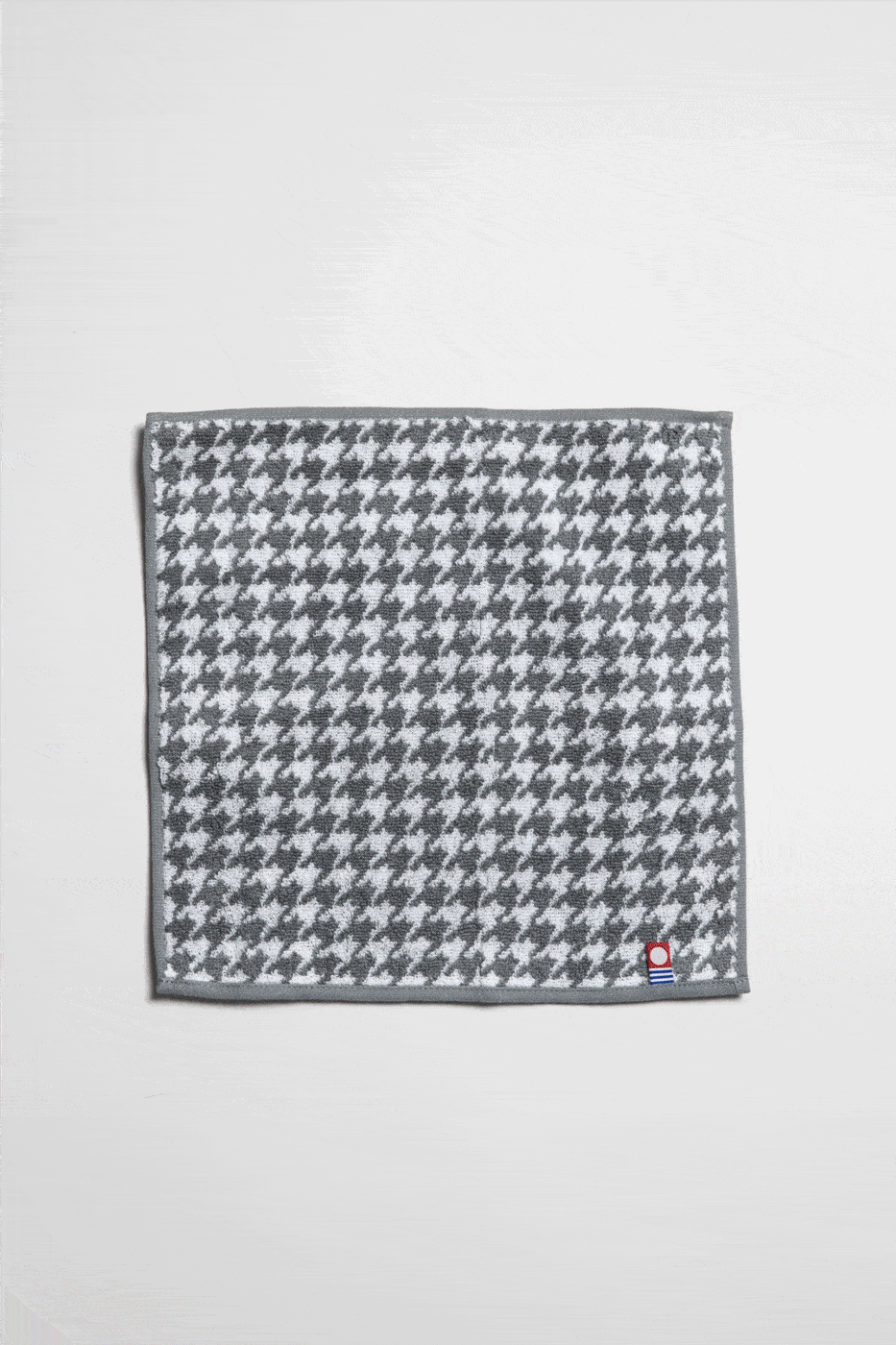 出潮牌的全家便利店,到底想干嘛?_设计