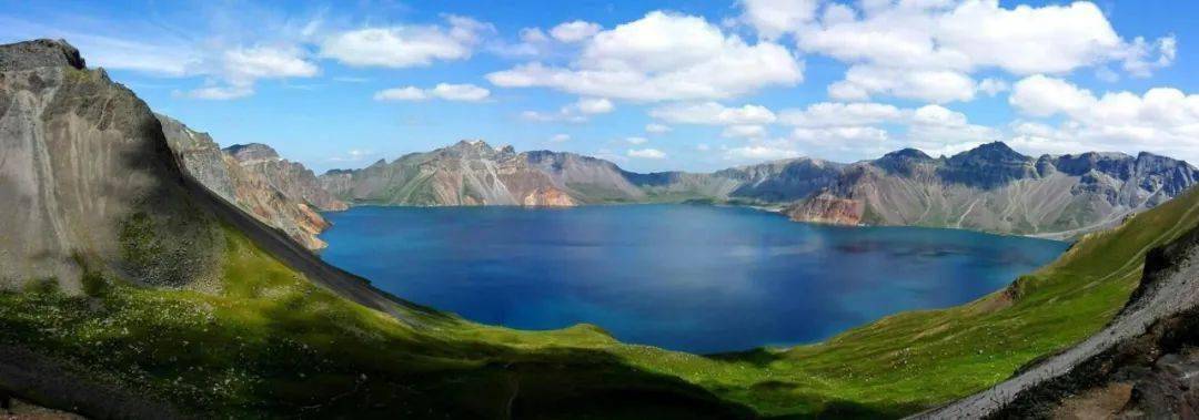 早上抵达后,游览国家5a级自然保护区 【长白山北坡风景区】(游览时间