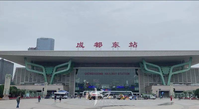 抢先体验 成都-泸州93分钟!绵泸高铁内自泸段的动车,我坐到了!