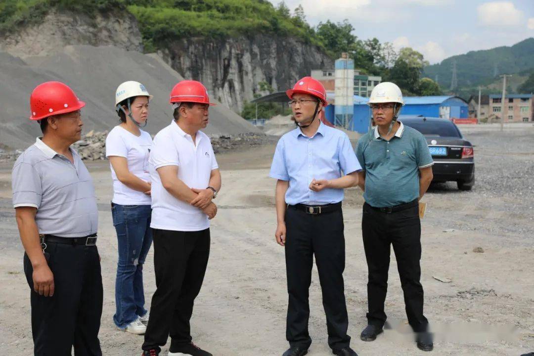 杨波调研督导三穗县重点行业领域安全生产工作