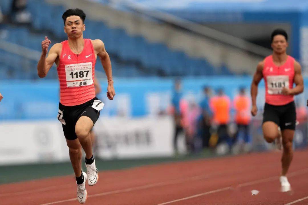 锦标赛day1丨陈冠峰百米10秒06夺冠 山东队打破4x200米接力亚洲纪录