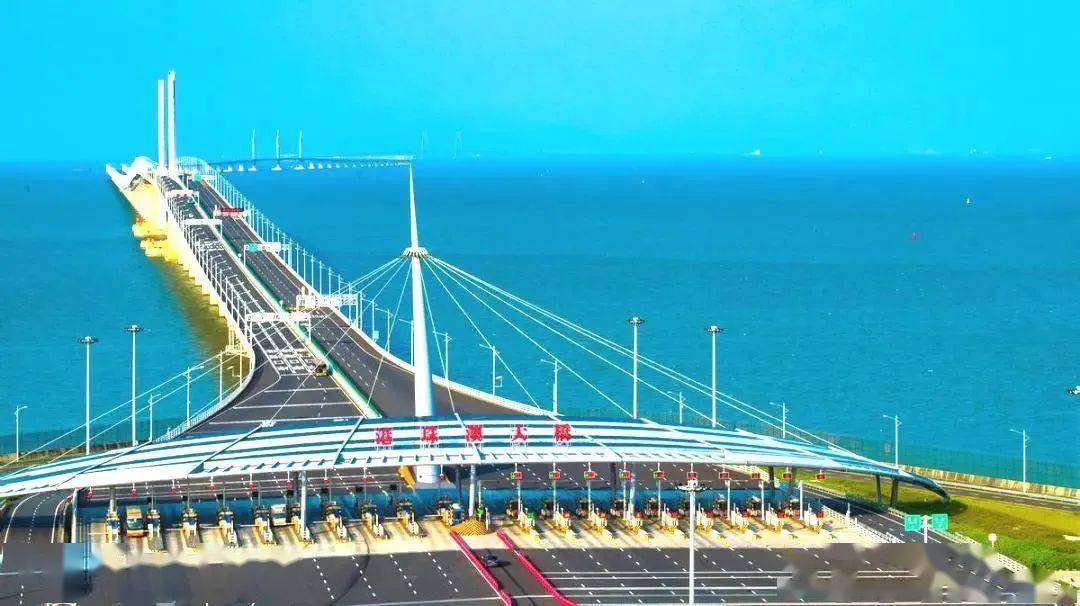 2018年10月24日,随着港珠澳大桥的通车运营,珠海成为全国唯一一个与港