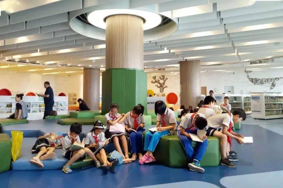 这个暑假,去中新友好图书馆参加"读书夏令营"吧