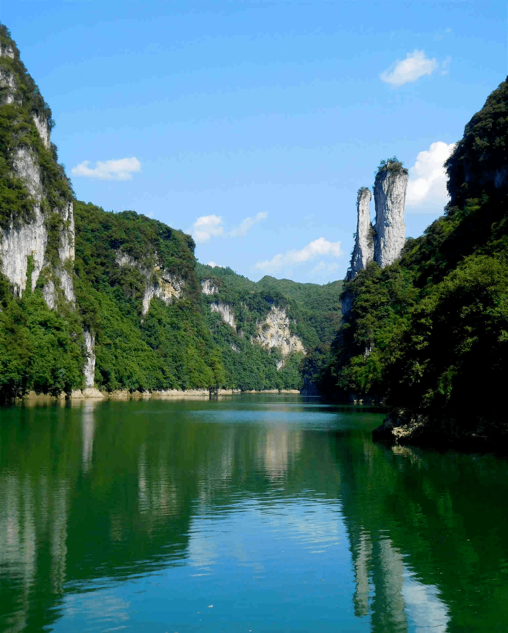 世界自然遗产地—贵州南部的荔波樟江风景名胜区,游览  【小七孔景区