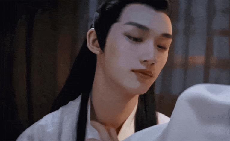 768_471gif 动态图 动图