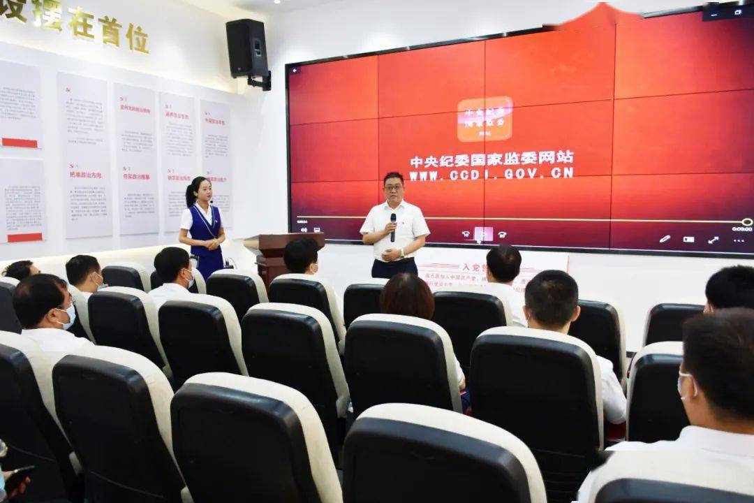 【要闻】重温红色历史 传承奋斗精神——旬邑县"四大家"班子成员参观