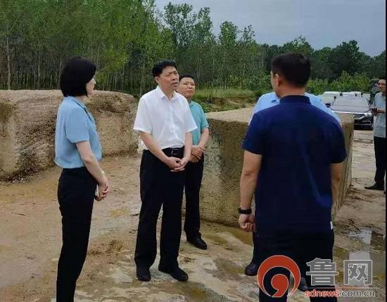 临沂市委常委,秘书长,龙王河市级河长范连生到莒南县对龙王河开展巡河