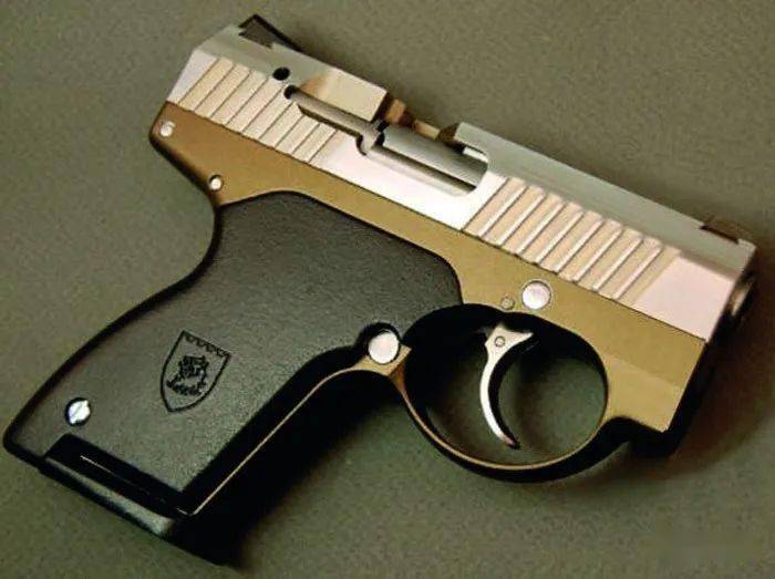 微型手枪如何拥有全尺寸枪管当然是结构特殊了xr9袖珍自动手枪