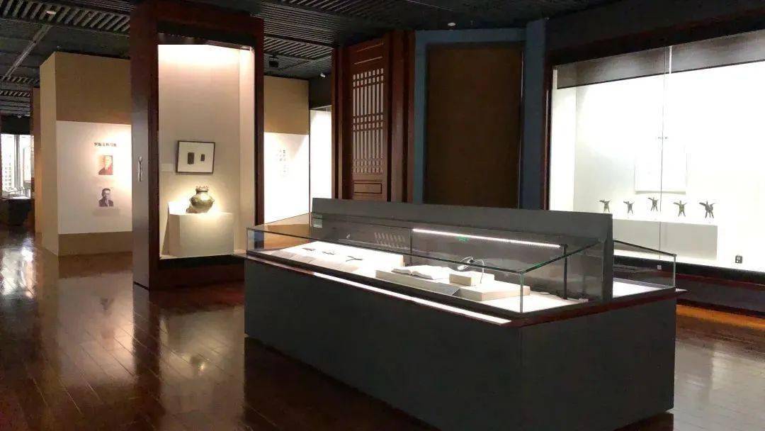 深圳博物馆古代艺术馆新展 | 与古为徒——容庚的学术