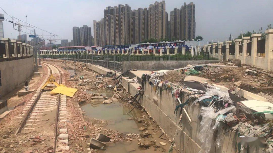 郑州地铁5号线,被冲垮的那道"挡水墙"