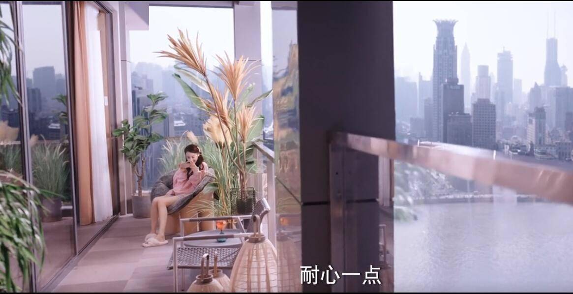 乔晶晶不愧是大女主人设住上海大平层豪宅屋内一览黄浦江江景