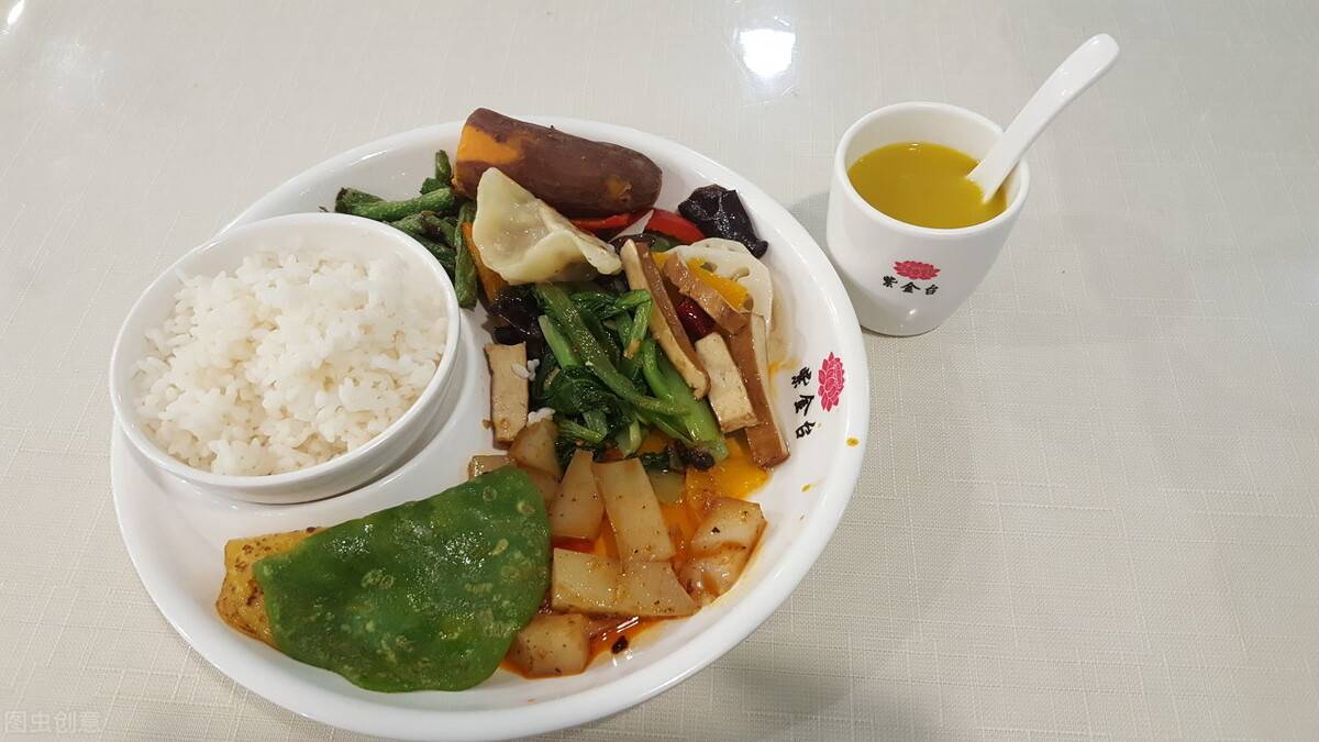 哪些食物属于高盐食物 8a57a033f43b4e8abc6c651e2e810137.jpeg