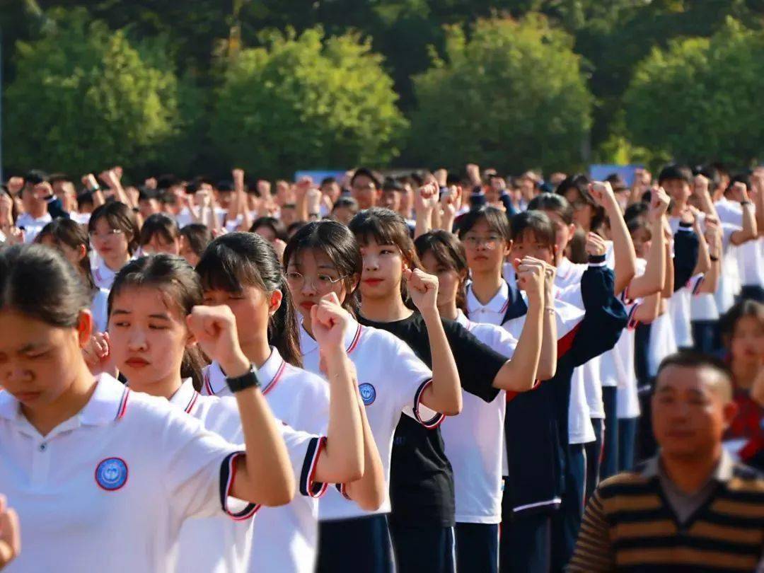 惠州哪所高中校服最好看35所学校校服大赏快看看有没有你们学校