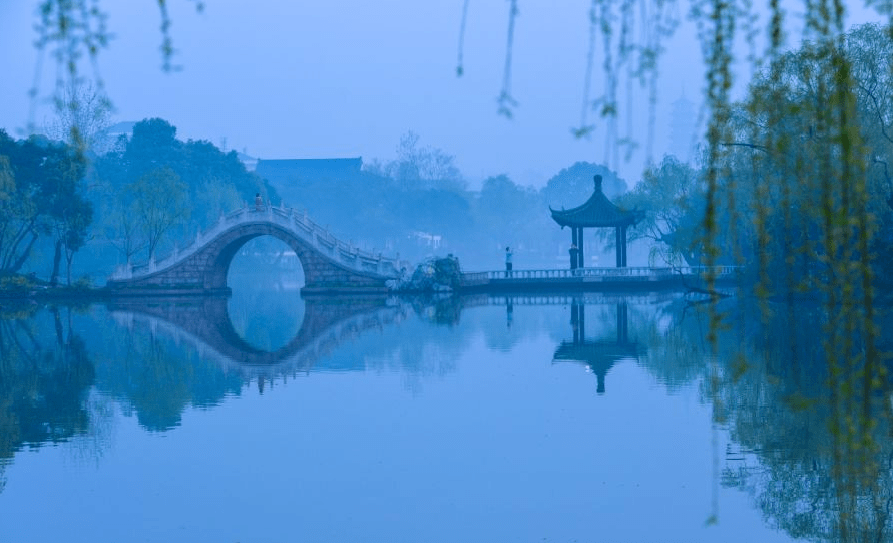 这些令人惊艳的中国传统色里,藏着迷人的扬州