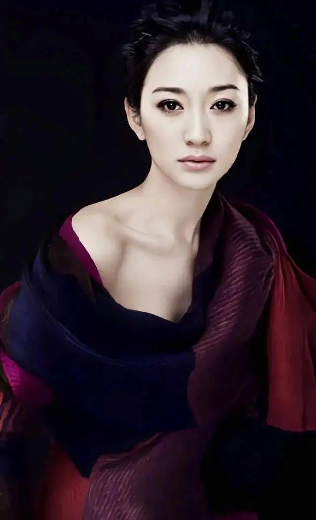 李小冉:一个被称为旗袍女神的女人,大家喜欢她吗?