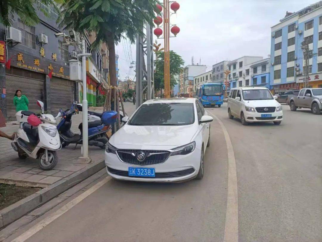 车辆号牌:云k3238j违法时间:2021-08-15 08:37违法地点:巧家县人民
