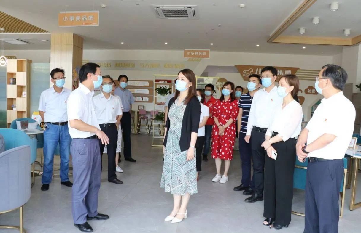 8月18日下午,市委组织部部长朱艳一行,在交通运输局局长李星,经开区