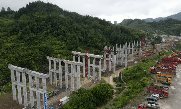 飞阅宣咸高速咸丰段建设最新进展